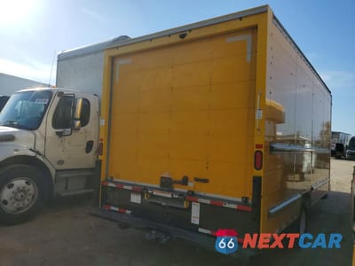 Trzecie zdjęcie samochodu z tyłu: 2022 GMC SAVANA BOX TRUCK VIN:7GZ37TC78NN004507 - miniatura