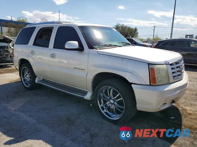 Czwarte zdjęcie samochodu z boku: 2002 CADILLAC ESCALADE LUXURY VIN:1GYEK63N22R111748 - miniatura