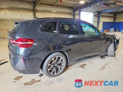 Trzecie zdjęcie samochodu z tyłu: 2026 BMW X3 30 XDRIVE VIN:5UX53GP02T9233064 - miniatura