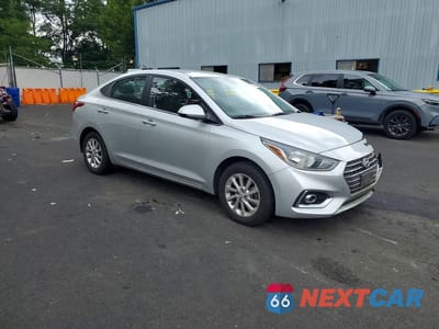 Czwarte zdjęcie samochodu z boku: 2019 HYUNDAI ACCENT SEL VIN:3KPC24A35KE047056 - miniatura