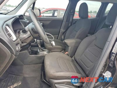 Zdjęcie 7 z 13 samochodu: 2021 JEEP RENEGADE LATITUDE VIN:ZACNJCBB8MPM69515 - miniatura