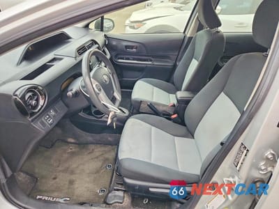 Zdjęcie 7 z 12 samochodu: 2015 TOYOTA PRIUS C TWO VIN:JTDKDTB38F1586309 - miniatura