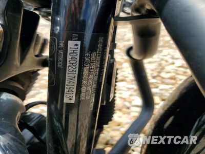 Zdjęcie 9 z 9 samochodu: 2007 HARLEY-DAVIDSON XL883 L VIN:1HD4CR2317K419413 - miniatura
