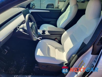 Zdjęcie 7 z 12 samochodu: 2023 TESLA MODEL Y VIN:7SAYGDEE7PF817233 - miniatura