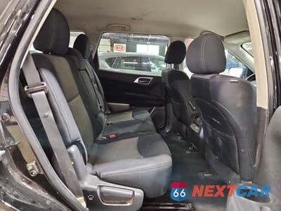 Zdjęcie 11 z 13 samochodu: 2017 NISSAN PATHFINDER S VIN:5N1DR2MM0HC696719 - miniatura