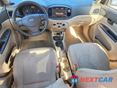 Zdjęcie 8 z 13 samochodu: 2006 HYUNDAI ACCENT GLS VIN:KMHCN46C26U010050 - miniatura