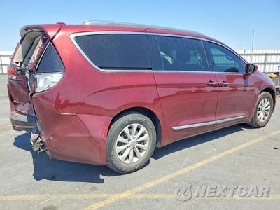 Trzecie zdjęcie samochodu z tyłu: 2018 CHRYSLER PACIFICA TOURING L VIN:2C4RC1BG8JR214143 - miniatura