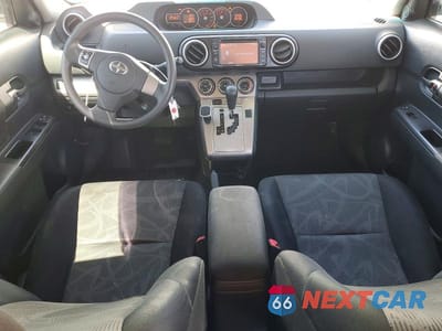 Zdjęcie 8 z 12 samochodu: 2015 SCION XB BASE VIN:JTLZE4FE3FJ082168 - miniatura