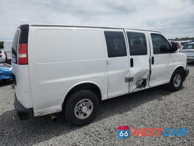 Trzecie zdjęcie samochodu z tyłu: 2017 CHEVROLET EXPRESS G2500 VIN:1GCWGAFF5H1310075 - miniatura