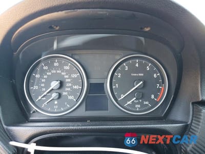 Zdjęcie 9 z 12 samochodu: 2011 BMW 335 XI VIN:WBAPL5G52BNN23799 - miniatura