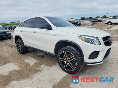 Czwarte zdjęcie samochodu z boku: 2017 MERCEDES-BENZ GLE COUPE 43 AMG VIN:4JGED6EB8HA068197 - miniatura