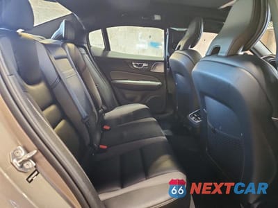 Zdjęcie 10 z 12 samochodu: 2021 VOLVO S60 T6 R-DESIGN VIN:7JRA22TM5MG095307 - miniatura