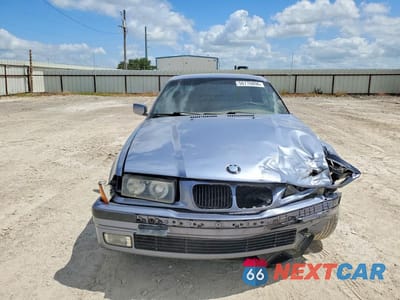 Piąte zdjęcie samochodu w środku: 1997 BMW 318 IC VIN:WBABH7326VEY02406 - miniatura