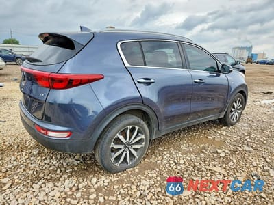Trzecie zdjęcie samochodu z tyłu: 2019 KIA SPORTAGE EX VIN:KNDPNCAC7K7553202 - miniatura