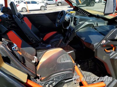 Piąte zdjęcie samochodu w środku: 2018 CAN-AM MAVERICK X3 UTILITY VEHICLE VIN:3JBVNAW4XJK002536 - miniatura