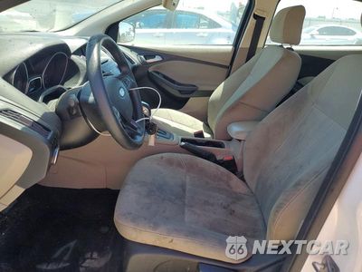 Zdjęcie 7 z 13 samochodu: 2016 FORD FOCUS SE VIN:1FADP3F23GL306793 - miniatura