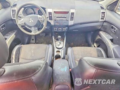 Zdjęcie 15 z 24 samochodu: 2010 MITSUBISHI OUTLANDER XLS VIN:JA4JS4AX1AZ019150 - miniatura