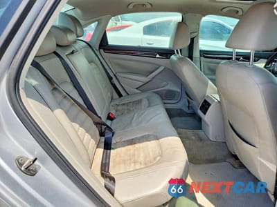 Zdjęcie 10 z 12 samochodu: 2014 VOLKSWAGEN PASSAT SEL VIN:1VWCS7A3XEC018999 - miniatura