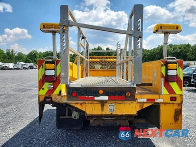 Zdjęcie 6 z 12 samochodu: 2015 FORD F350 XL VIN:1FD8W3G69FEA42848 - miniatura