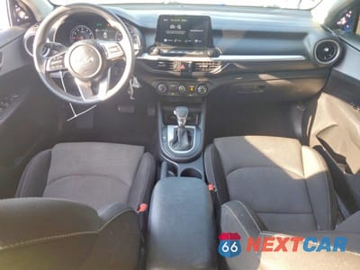 Zdjęcie 8 z 13 samochodu: 2024 KIA FORTE LXS VIN:3KPF24AD2RE725620 - miniatura