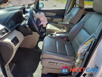 Zdjęcie 7 z 13 samochodu: 2016 HONDA ODYSSEY EXL VIN:5FNRL5H6XGB095327 - miniatura