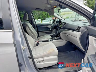 Zdjęcie 7 z 12 samochodu: 2019 HONDA PILOT EX VIN:5FNYF6H31KB091237 - miniatura