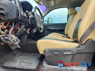 Zdjęcie 7 z 12 samochodu: 2009 GMC SIERRA C1500 SLE VIN:3GTEC23J49G183165 - miniatura
