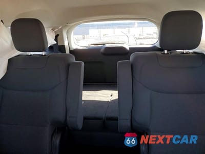 Zdjęcie 10 z 13 samochodu: 2026 FORD EXPLORER ACTIVE VIN:1FMUK8DH3TGA55088 - miniatura