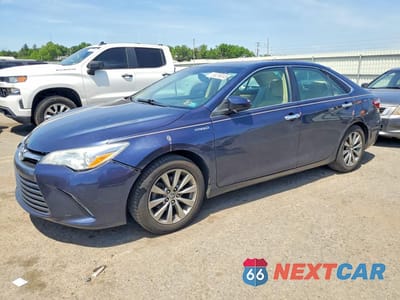 2015 TOYOTA CAMRY HYBRID XLE 4T1BD1FK0FU150294 - główne zdjęcie licytacji z USA - miniatura