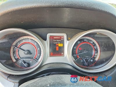 Zdjęcie 9 z 14 samochodu: 2014 DODGE JOURNEY R/T VIN:3C4PDDEG5ET278676 - miniatura
