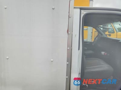 Zdjęcie 11 z 13 samochodu: 2012 GMC SAVANA BOX TRUCK VIN:1GDY72BA4C1904511 - miniatura