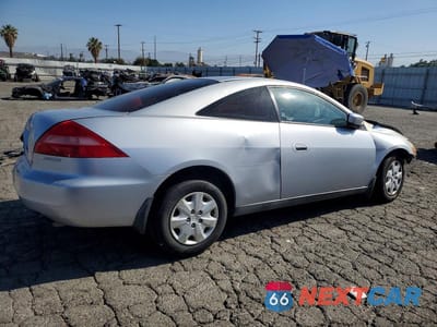 Trzecie zdjęcie samochodu z tyłu: 2004 HONDA ACCORD LX VIN:1HGCM72244A026630 - miniatura