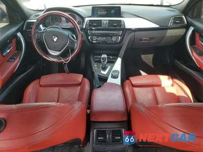 Zdjęcie 8 z 12 samochodu: 2017 BMW 330 I VIN:WBA8B9G36HNU51964 - miniatura