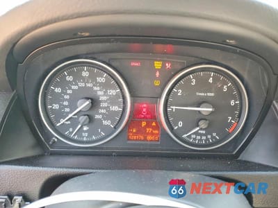 Zdjęcie 9 z 13 samochodu: 2015 BMW X1 SDRIVE28I VIN:WBAVM1C55FV319457 - miniatura