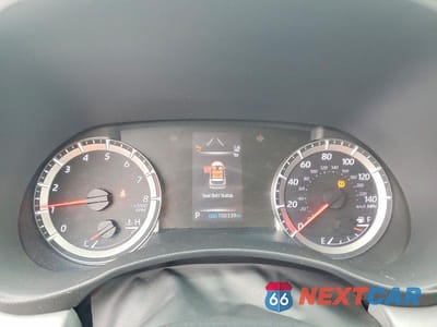 Zdjęcie 9 z 13 samochodu: 2022 TOYOTA HIGHLANDER LE VIN:5TDZZRAH6NS554511 - miniatura