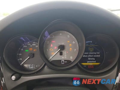 Zdjęcie 9 z 13 samochodu: 2025 PORSCHE MACAN S VIN:WP1AG2A56SLB40186 - miniatura