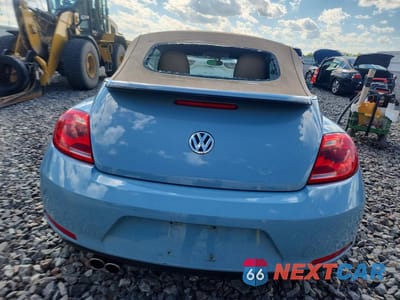 Zdjęcie 6 z 12 samochodu: 2014 VOLKSWAGEN BEETLE VIN:3VW5X7AT1EM805672 - miniatura