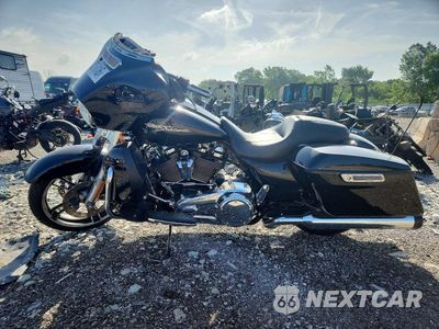 Trzecie zdjęcie samochodu z tyłu: 2017 HARLEY-DAVIDSON FLHX STREET GLIDE VIN:1HD1KBC17HB607963 - miniatura