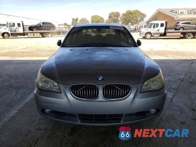 Piąte zdjęcie samochodu w środku: 2007 BMW 530 I VIN:WBANE73547CM53194 - miniatura