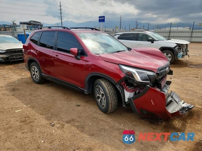 Czwarte zdjęcie samochodu z boku: 2024 SUBARU FORESTER PREMIUM VIN:JF2SKACC8RH476379 - miniatura