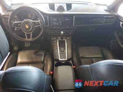 Zdjęcie 8 z 14 samochodu: 2020 PORSCHE MACAN S VIN:WP1AB2A57LLB36079 - miniatura