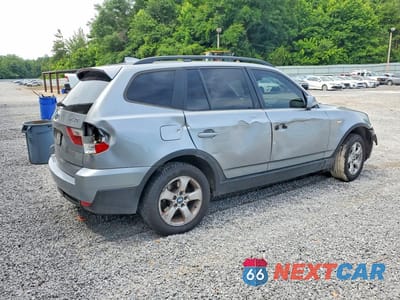Trzecie zdjęcie samochodu z tyłu: 2007 BMW X3 3.0SI VIN:WBXPC934X7WF25573 - miniatura