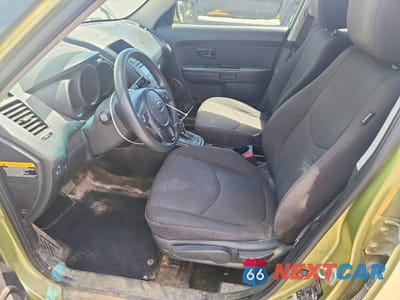 Zdjęcie 7 z 12 samochodu: 2012 KIA SOUL BASE VIN:KNDJT2A57C7471186 - miniatura