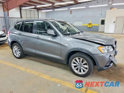 Czwarte zdjęcie samochodu z boku: 2013 BMW X3 XDRIVE28I VIN:5UXWX9C58D0A14088 - miniatura