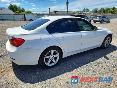 Trzecie zdjęcie samochodu z tyłu: 2014 BMW 328 XI SULEV VIN:WBA3B5G50ENS07727 - miniatura