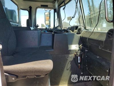 Zdjęcie 6 z 10 samochodu: 2016 AUTOCAR XPEDITOR REFUSE TRUCK VIN:5VCACLVF7GH222138 - miniatura