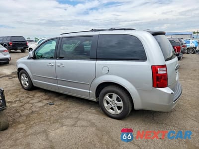 Drugie zdjęcie samochodu z przodu: 2010 DODGE GRAND CARAVAN SXT VIN:2D4RN5D13AR124881 - miniatura