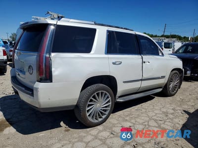Trzecie zdjęcie samochodu z tyłu: 2017 CADILLAC ESCALADE VIN:1GYS3AKJ7HR352652 - miniatura