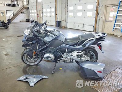 Trzecie zdjęcie samochodu z tyłu: 2014 BMW R1200 RT VIN:WB10A1305EZ190859 - miniatura