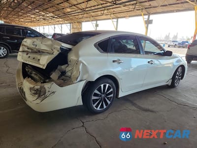 Trzecie zdjęcie samochodu z tyłu: 2015 NISSAN ALTIMA 2.5 S VIN:1N4AL3AP2FC201808 - miniatura